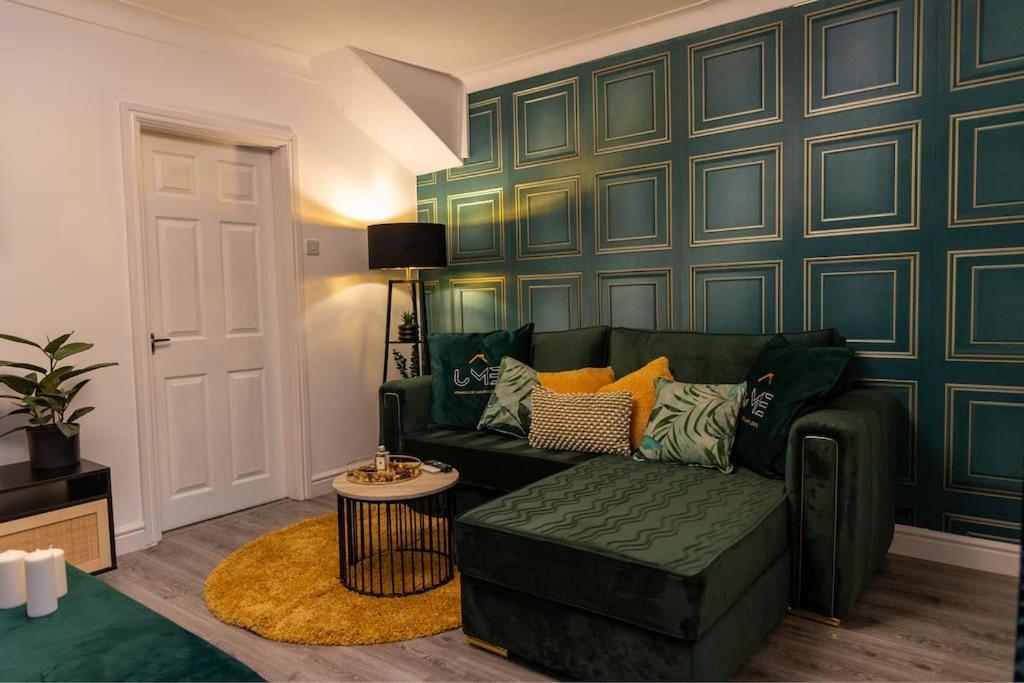 Apartment A Cosy, Elegant 3 Bed Leeds (West Yorkshire)